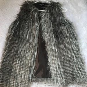 Rue 21 faux fur vest